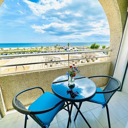 Face A La Mer - Vue Epique, Climatisation, Wifi, Draps Inclus إمبوريابرافا المظهر الخارجي الصورة